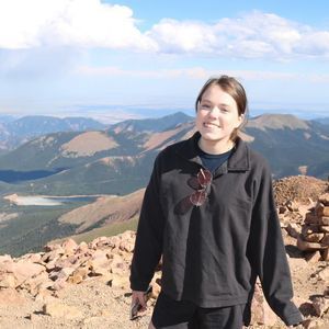 Meet your Posher, Lindsey